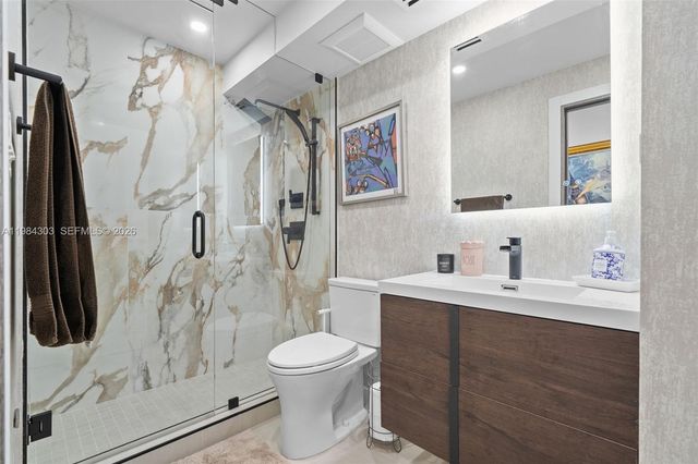 210 174th St 2319, Sunny Isles Beach, FL 33160