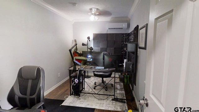 321 N Forest Ave, Tyler, TX 75701