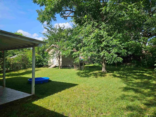 321 N Forest Ave, Tyler, TX 75701