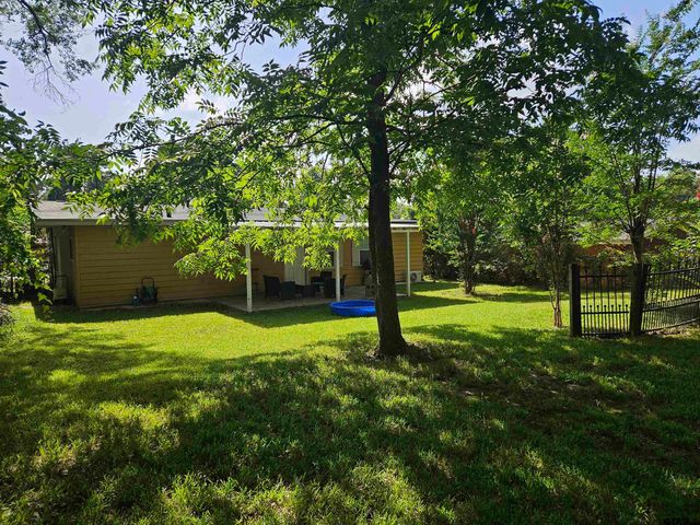 321 N Forest Ave, Tyler, TX 75701