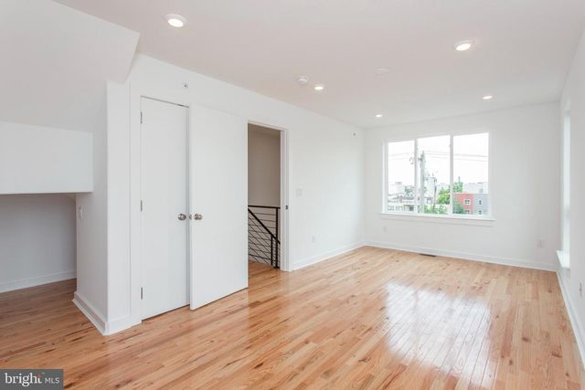 2123 DICKINSON ST, Philadelphia, PA 19146