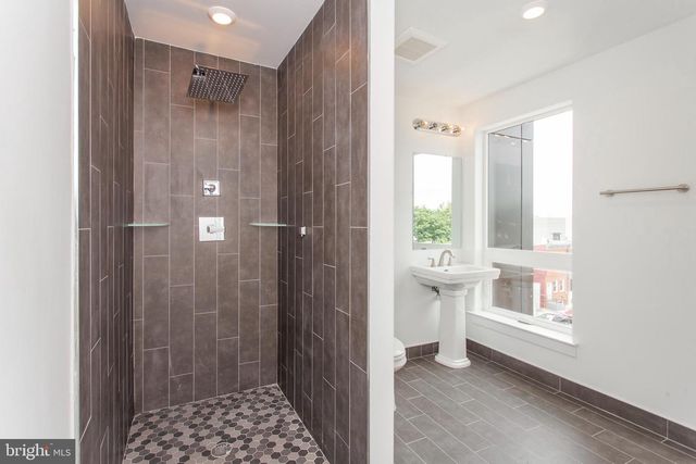 2123 DICKINSON ST, Philadelphia, PA 19146