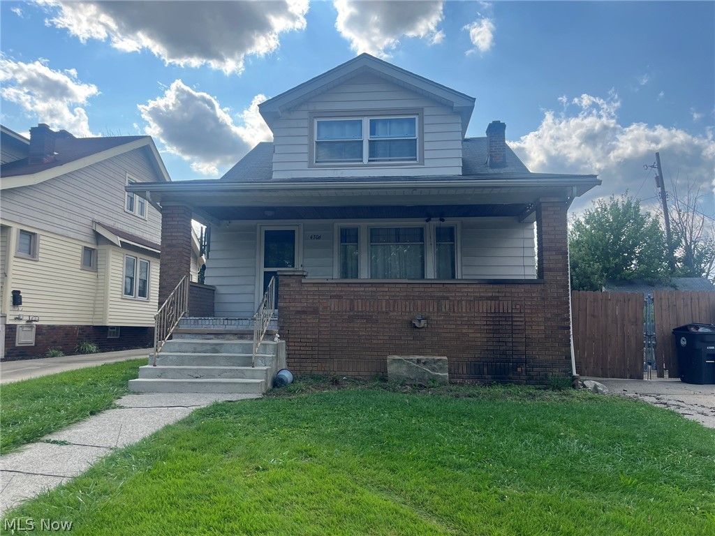 4306 W 58th Street, Cleveland, OH 44144