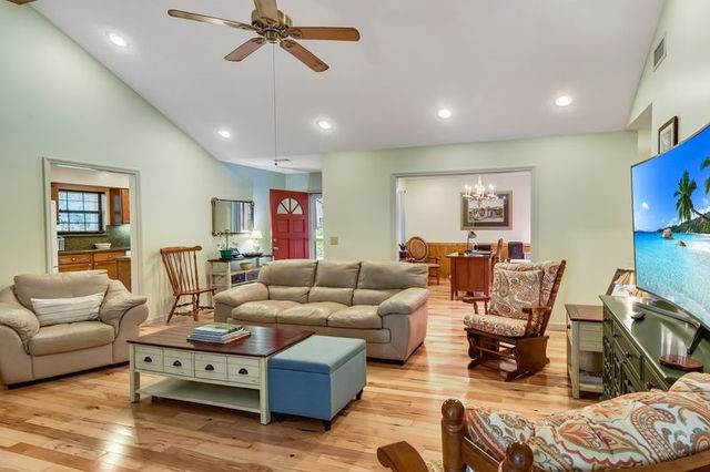 97 Mackay Circle, Brunswick, GA 31525