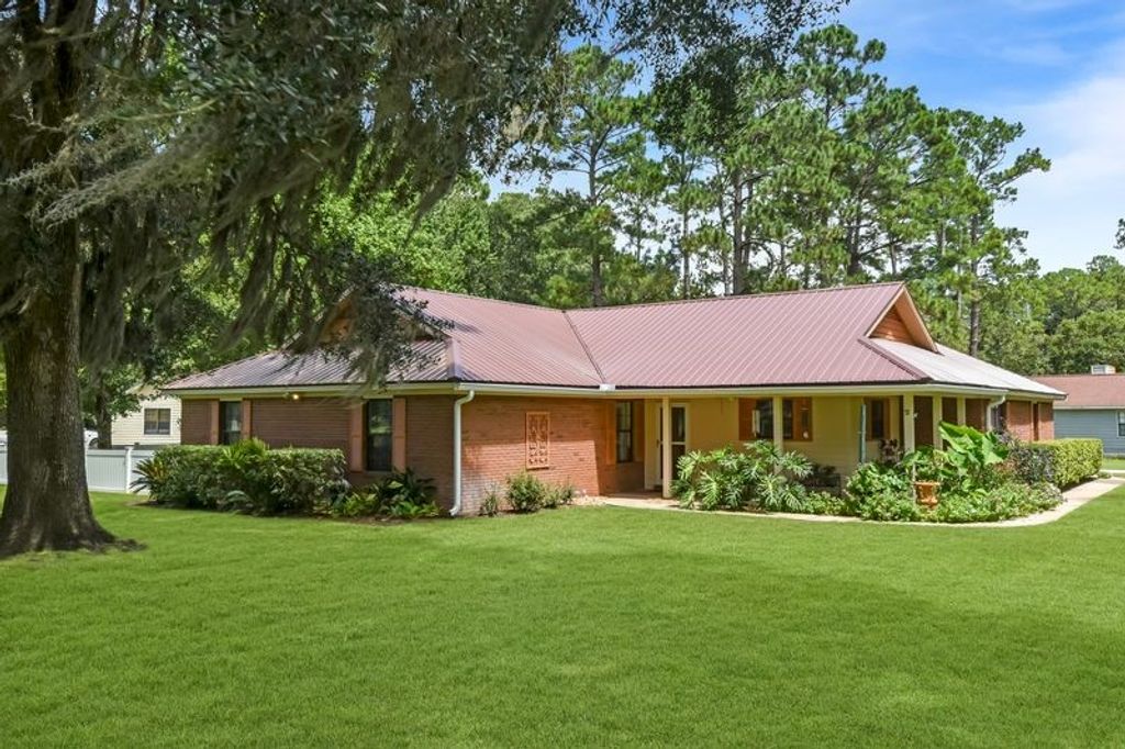 97 Mackay Circle, Brunswick, GA 31525