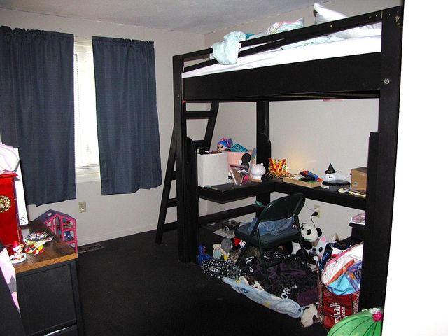 14 Country Acres Road, Sandown, NH 03873