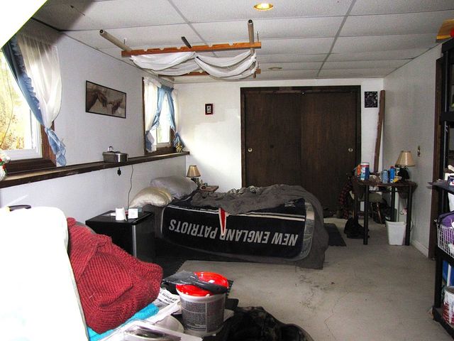 14 Country Acres Road, Sandown, NH 03873