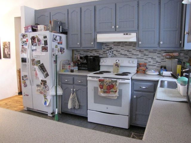 14 Country Acres Road, Sandown, NH 03873