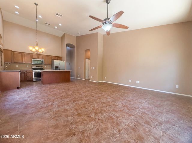 6915 E PORTIA Street, Mesa, AZ 85207