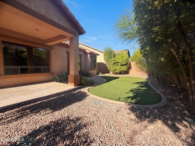 6915 E PORTIA Street, Mesa, AZ 85207