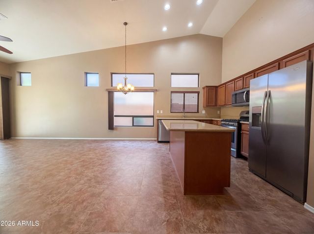 6915 E PORTIA Street, Mesa, AZ 85207