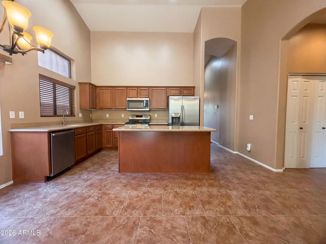 6915 E PORTIA Street, Mesa, AZ 85207