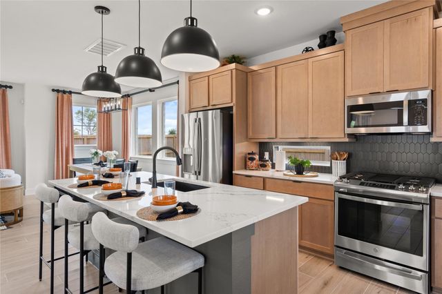 1216 Shaded Rock Drive, Missouri City, TX 77459