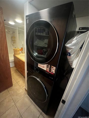 60 N Beretania Street 1710, Honolulu, HI 96817