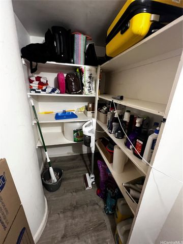 60 N Beretania Street 1710, Honolulu, HI 96817