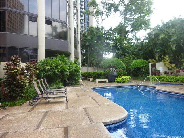 60 N Beretania Street 1710, Honolulu, HI 96817