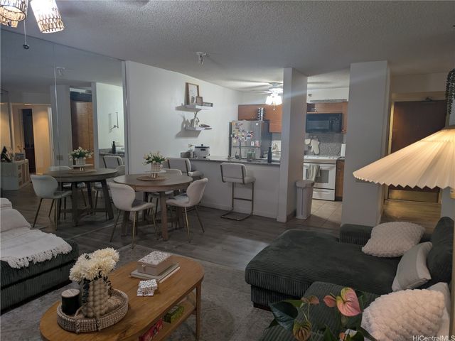 60 N Beretania Street 1710, Honolulu, HI 96817