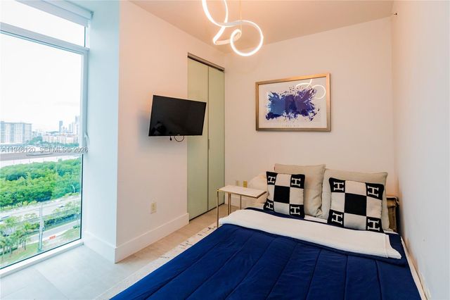 400 Sunny Isles Blvd 1504, Sunny Isles Beach, FL 33160