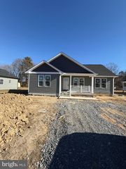 57 OTTER LN, Montross, VA 22520