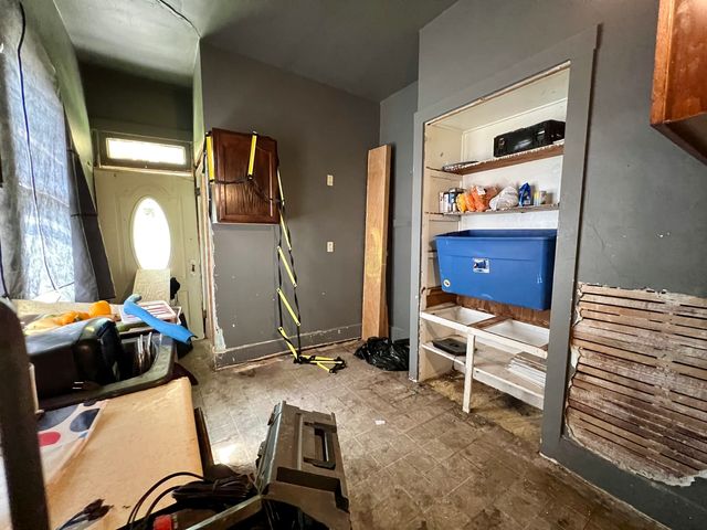 657 W Wood Street, Decatur, IL 62522