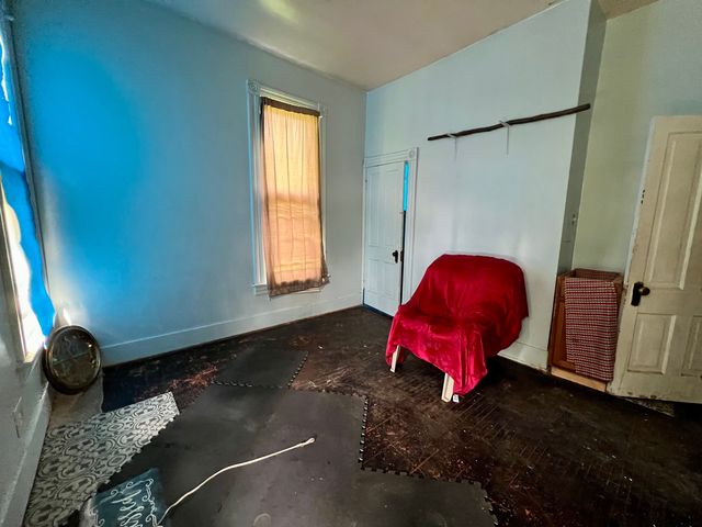 657 W Wood Street, Decatur, IL 62522