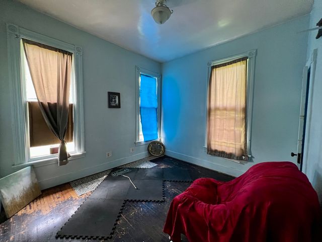 657 W Wood Street, Decatur, IL 62522