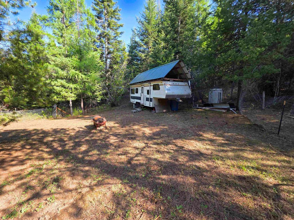 NKA LOOKOUT Rd, Newport, WA 99156