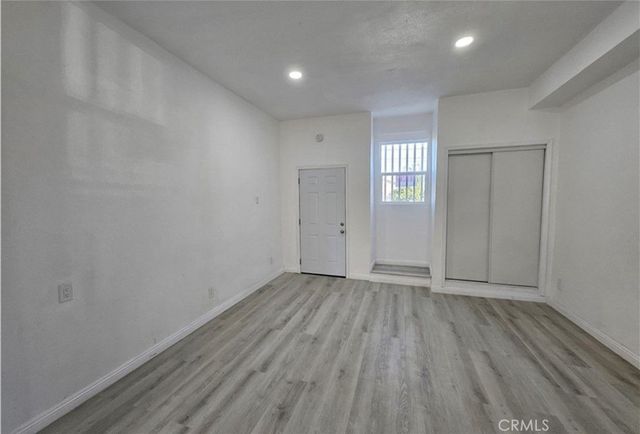 9705 S Normandie, Los Angeles, CA 90044