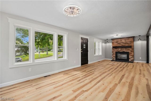 4160 State Park Drive, New Franklin, OH 44319