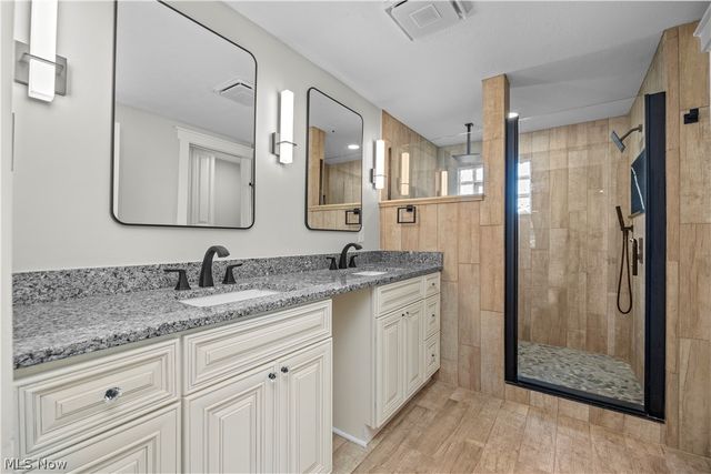 4160 State Park Drive, New Franklin, OH 44319