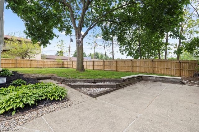 4160 State Park Drive, New Franklin, OH 44319