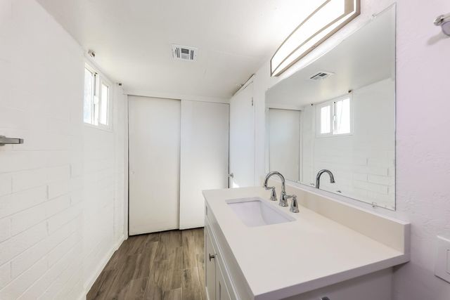 6320 N 16th Street Apt 205, Phoenix, AZ 85016