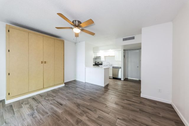 6320 N 16th Street Apt 205, Phoenix, AZ 85016