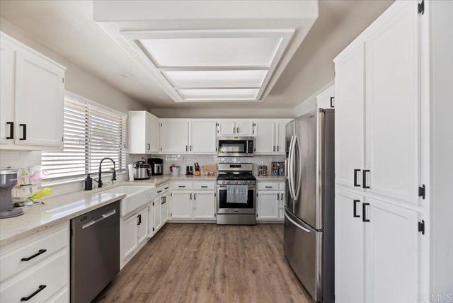 13139 Clipper Drive, Victorville, CA 92395