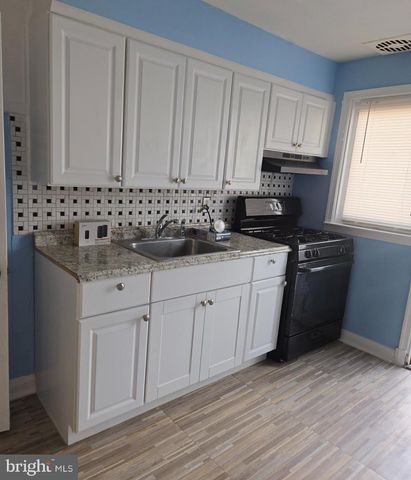 7801 HILLSWAY, Parkville, MD 21234