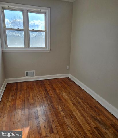 7801 HILLSWAY, Parkville, MD 21234