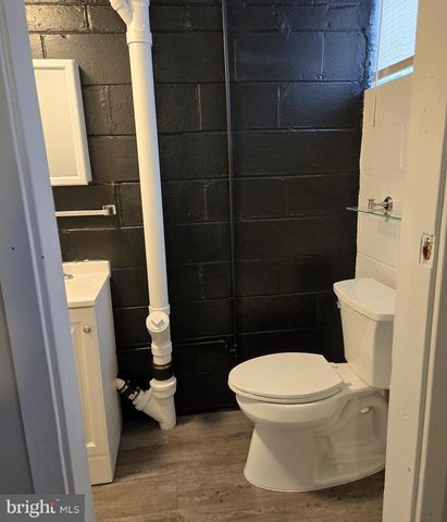 7801 HILLSWAY, Parkville, MD 21234