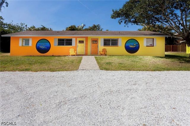 11093 Kelly RD, Fort Myers, FL 33908
