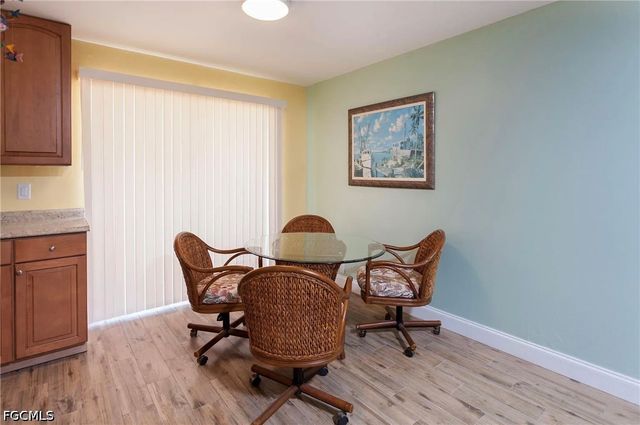 11093 Kelly RD, Fort Myers, FL 33908