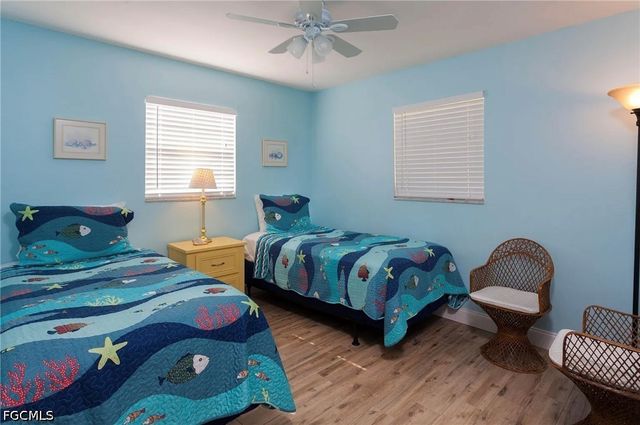 11093 Kelly RD, Fort Myers, FL 33908