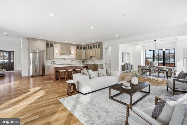 6512 WILLIAMSBURG BLVD, Arlington, VA 22213