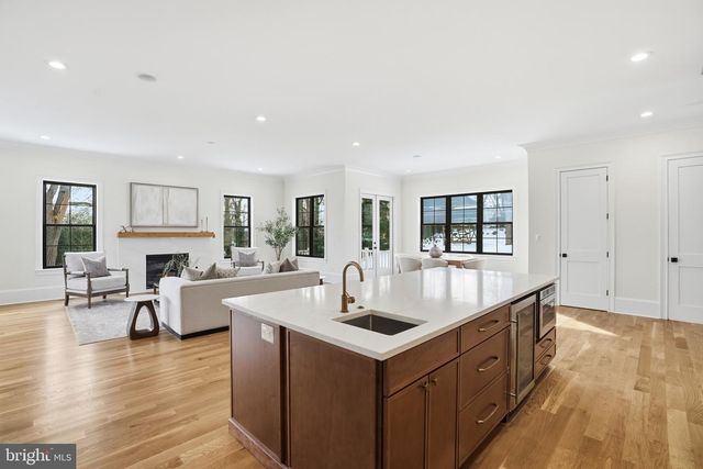 6512 WILLIAMSBURG BLVD, Arlington, VA 22213