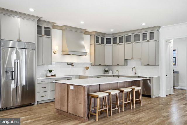 6512 WILLIAMSBURG BLVD, Arlington, VA 22213