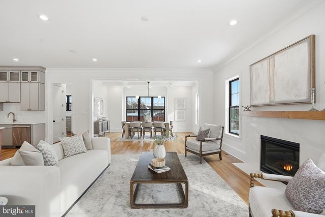 6512 WILLIAMSBURG BLVD, Arlington, VA 22213