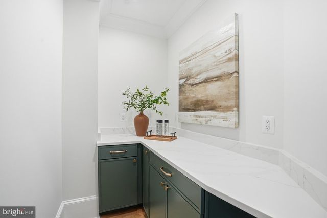 6512 WILLIAMSBURG BLVD, Arlington, VA 22213