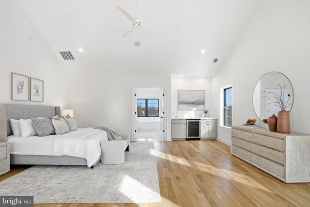 6512 WILLIAMSBURG BLVD, Arlington, VA 22213