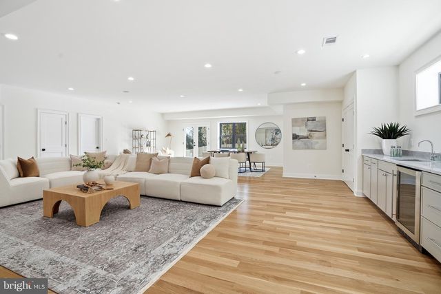 6512 WILLIAMSBURG BLVD, Arlington, VA 22213