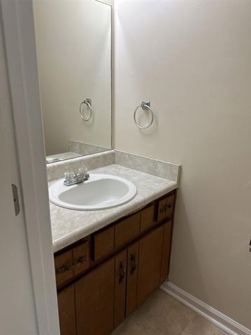 5956 N Castlegate Drive, Atlanta, GA 30349