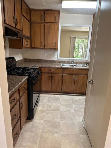 5956 N Castlegate Drive, Atlanta, GA 30349