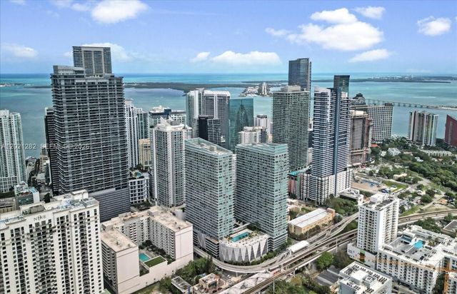 79 SW 12th St 3401-S, Miami, FL 33130